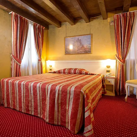 Penzion Ca' San Polo - Ferretti Collection