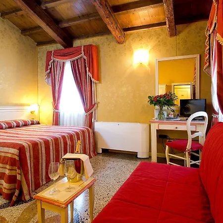 Penzion Ca' San Polo - Ferretti Collection Benátky