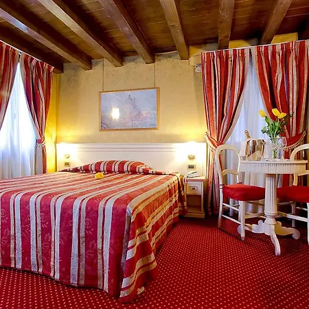 Penzion Ca' San Polo - Ferretti Collection