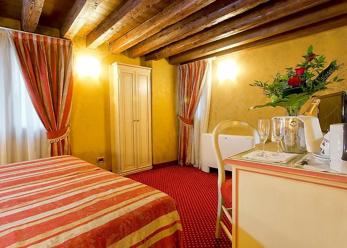 Ca' San Polo - Ferretti Collection Venedig