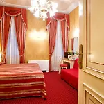 Ca' San Polo - Ferretti Collection 3* Venedig