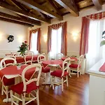 Pensionat Ca' San Polo - Ferretti Collection Venedig