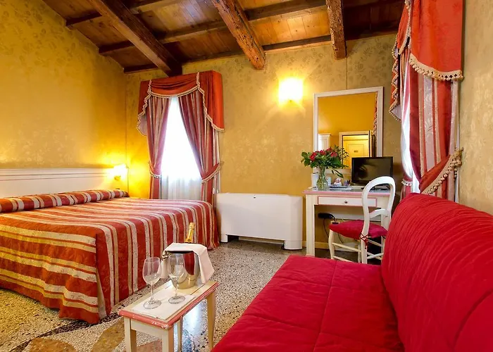 Maison d'hôtes Ca' San Polo - Ferretti Collection