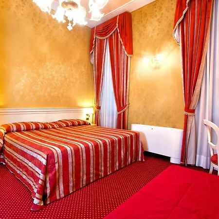 Konukevi Ca' San Polo - Ferretti Collection