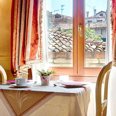 Pensjonat Ca' San Polo - Ferretti Collection 3*