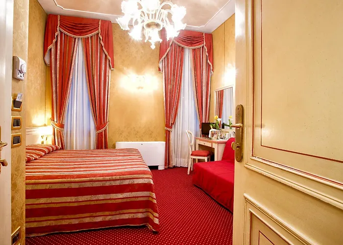Ca' San Polo - Ferretti Collection 3* Venecia