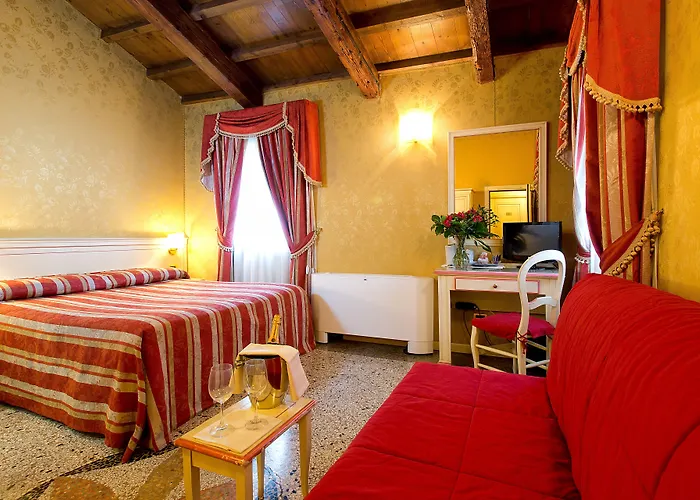 Pensión Ca' San Polo - Ferretti Collection Venecia