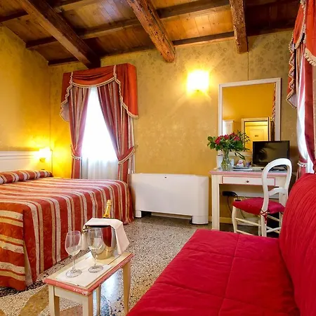 Penzion Ca' San Polo - Ferretti Collection